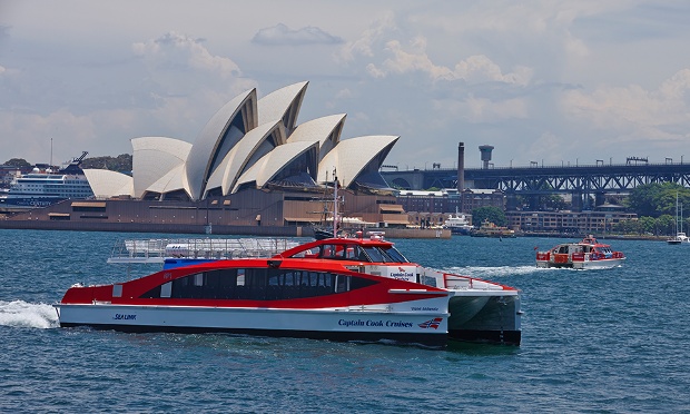 悉尼野生动物园成人票 + 随时上下的悉尼港乘船游览 套餐，价值74，团购价只需