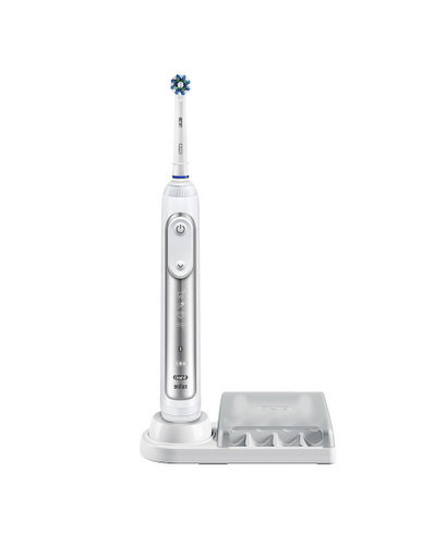 博朗 Oral-B Genius 8000型 专业护理智能电动牙刷 两支装（两个手柄+4个牙刷头）- 5折优惠！