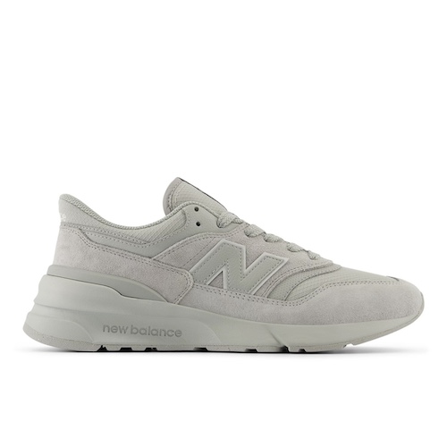 New Balance General 997R 复古百搭休闲运动鞋 – 4折优惠！