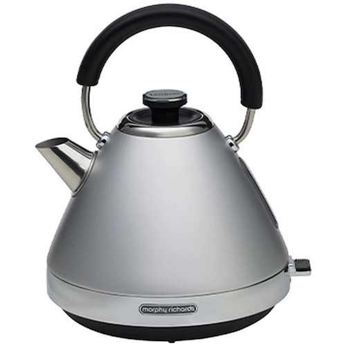 摩飞 Morphy Richards Venture 系列金字塔造型电热水壶 2.2 千瓦 1.5 升 – 5折优惠！